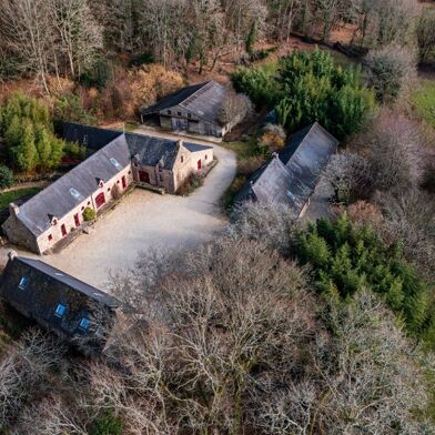 Maison 10 pièces 879000 €