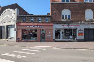 Commerce  145600 €