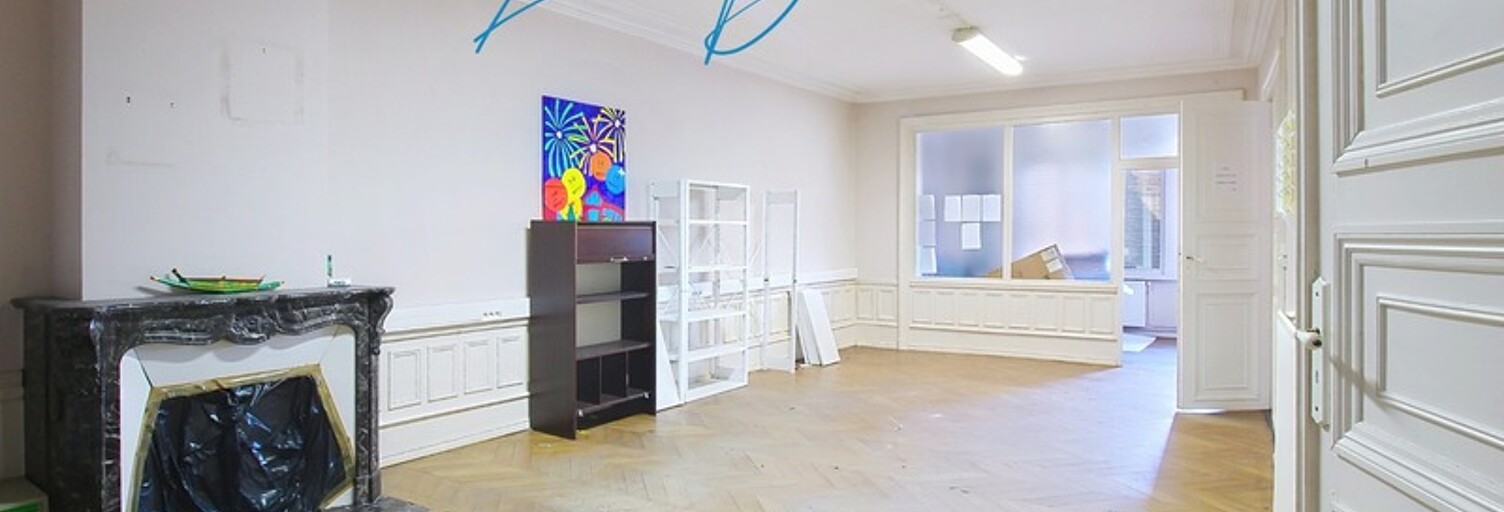Immeuble  302 m² à vendre à Anzin (59410)