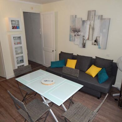 Appartement 2 pièces 750 €