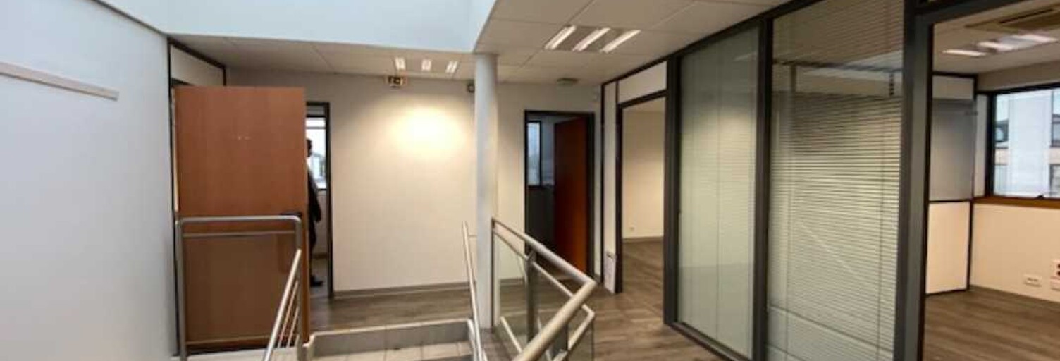 Bureau  362 m² à louer à Brest (29200)