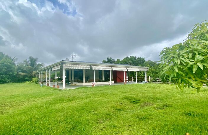 Fort De France : Villa 6 pièce(s) + appartements — photo 2