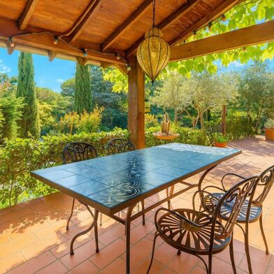 Maison 9 pièces 495000 €