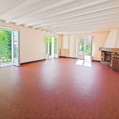 Maison 7 pièces 181900 €