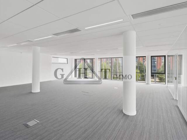 BUREAUX RENOVE 823 M² A LOUER MAISONS ALFORT — photo du bien