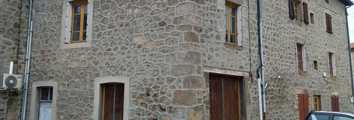 Immeuble  205 m² à vendre à Riotord (43220)