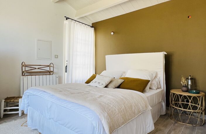 Vente maison 7 pièces 285 m² La Flotte (17630) — photo 3
