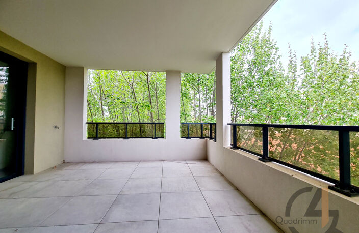 Appartement T3 de 68m2 avec Terrasse de 14m2 et Parking — photo 2