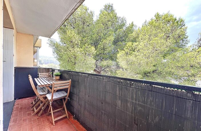 à 600 m de la plage de FABREGAS T2 DE 27 m² AVEC PARKING PRIVA — photo 4