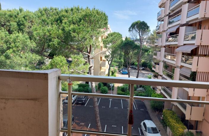 SAINT RAPHAEL STUDIO RES PISCINE — photo 2