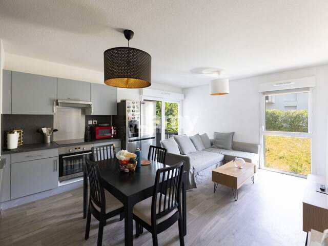 Appartement 3 pièces avec parking — photo du bien
