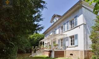 Maison 10 Pièces 333 m² à vendre à Mandres-les-Roses (94520)