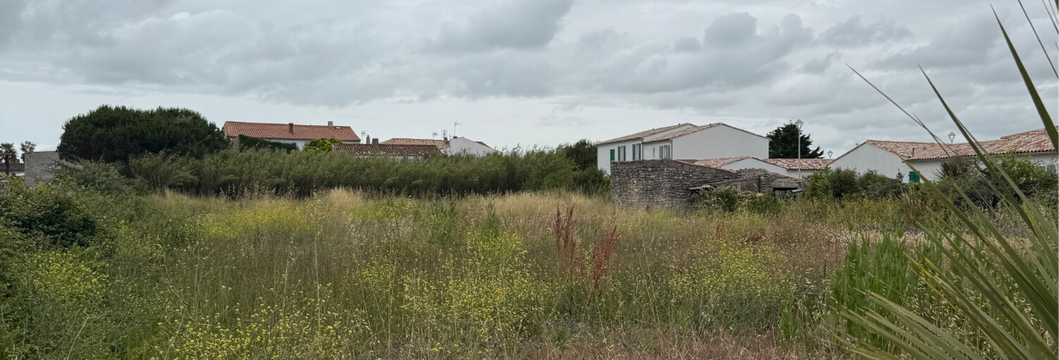Terrain  661 m² à vendre à Sainte-Marie-de-Ré (17740)