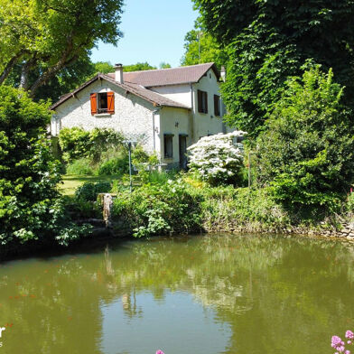 Maison 10 pièces 584775 €