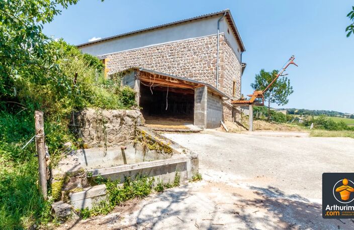Grange-Étable Authentique à Rénover dans les Monts du Lyonnais — photo 3