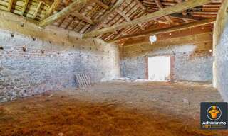 Maison  200 m² à vendre à Brullioles (69690)