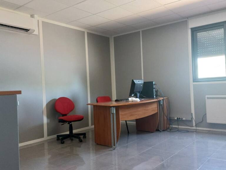 Commerce  20 m² — photo 1