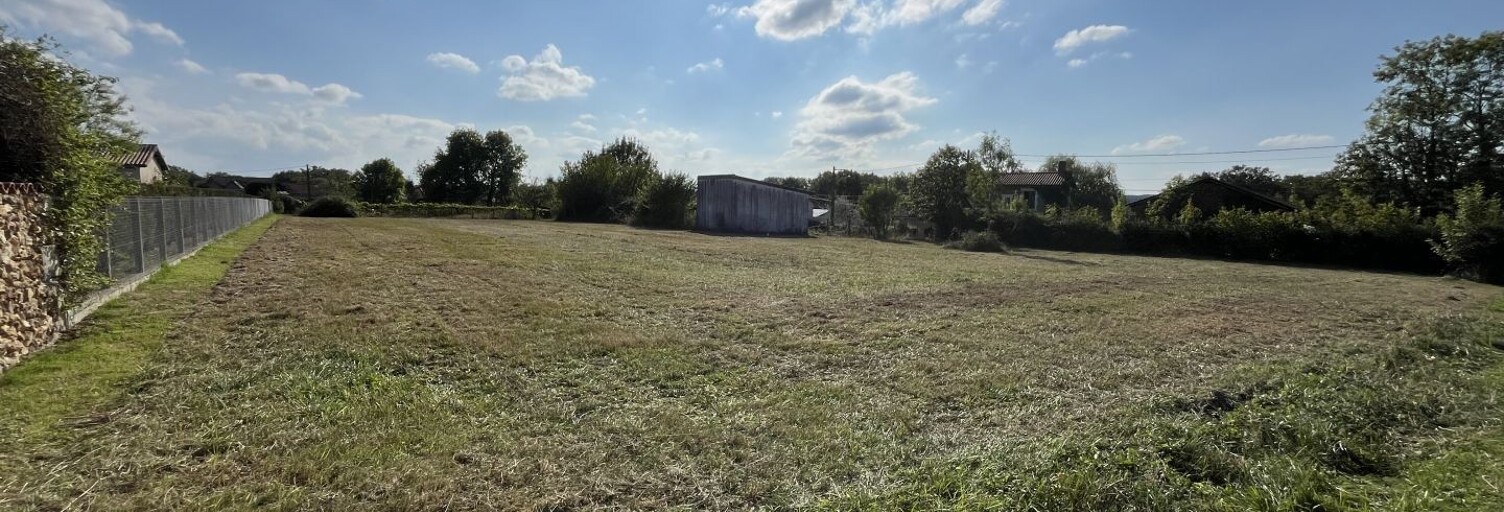 Terrain  2241 m² à vendre à Nieuil (16270)