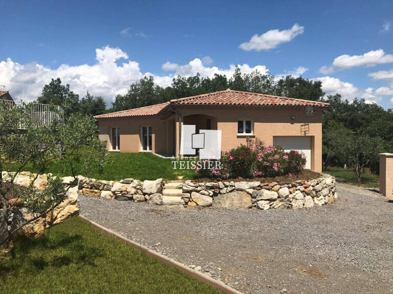 Villa — photo 1