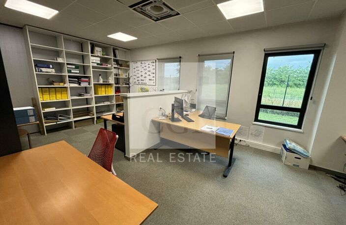 BUREAUX à LOUER — photo 3