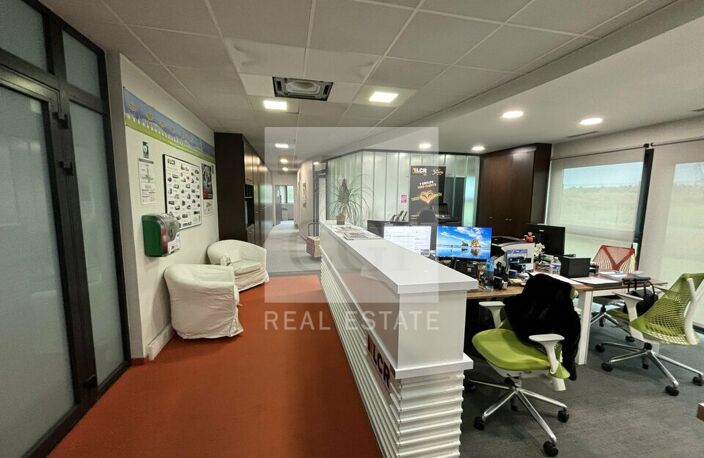 BUREAUX à LOUER — photo 5