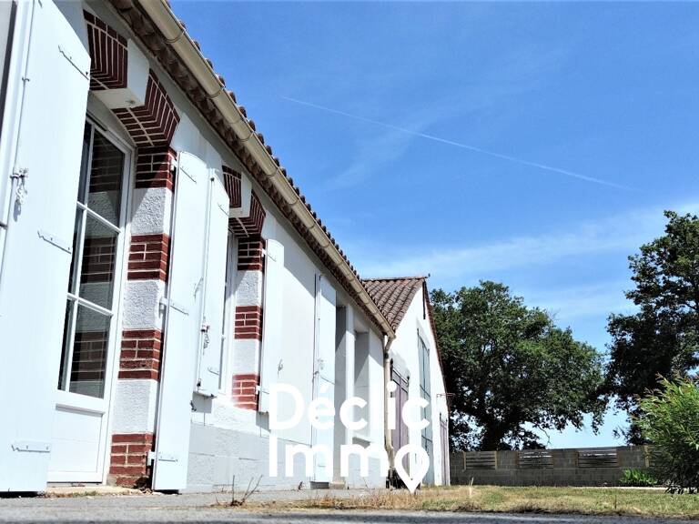 ENSEMBLE MAISON DE 124m² + GRANGE DE 230m² +  NOMBREUSES DÉPENDANCES - PLAGES A 30mns — photo 1
