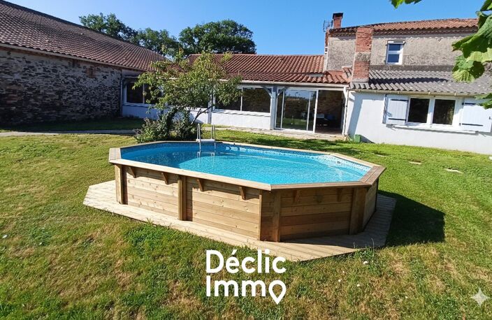 ENSEMBLE MAISON DE 124m² + GRANGE DE 230m² +  NOMBREUSES DÉPENDANCES - PLAGES A 30mns — photo 3
