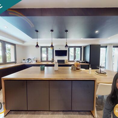 Maison 5 pièces 325000 €