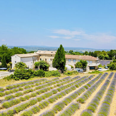 Maison 40 pièces 1099900 €