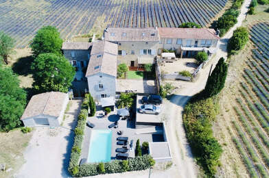 Maison 40 pièces 997000 €