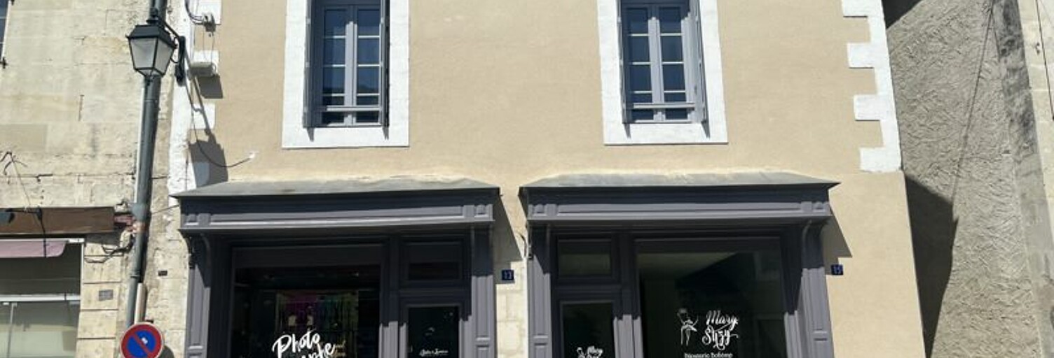 Immeuble  180 m² à vendre à Saint-Astier (24110)