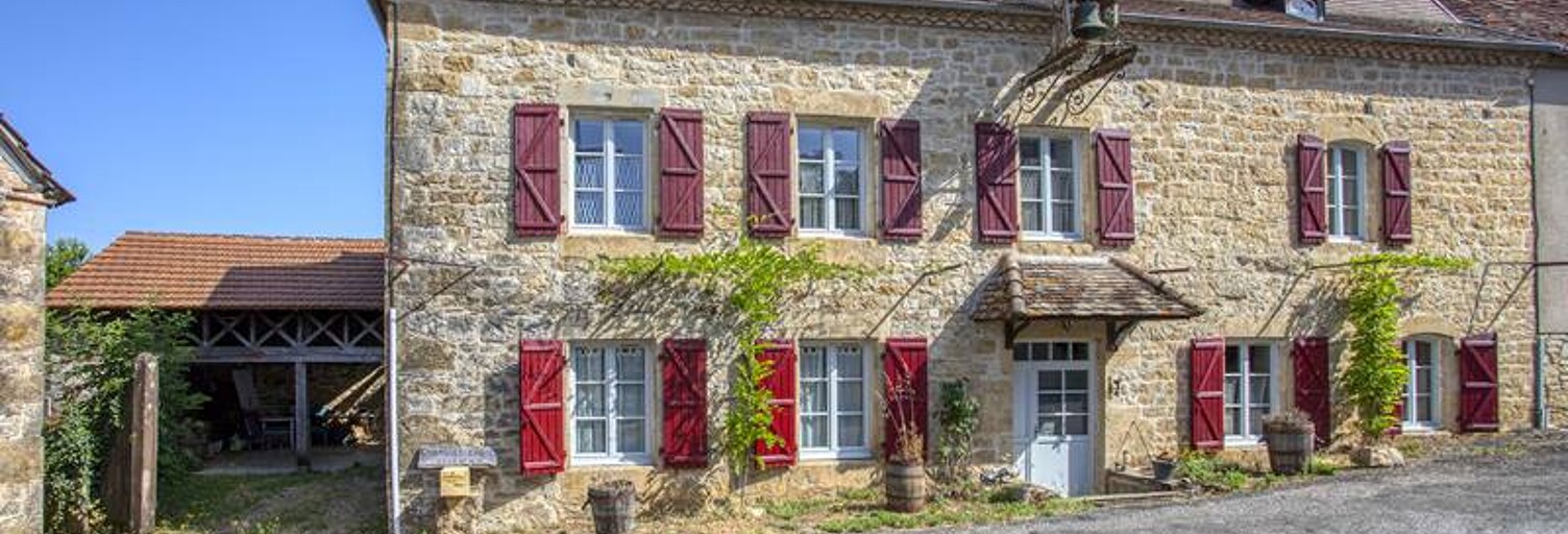 Maison 8 Pièces 158 m² à vendre à Thégra (46500)