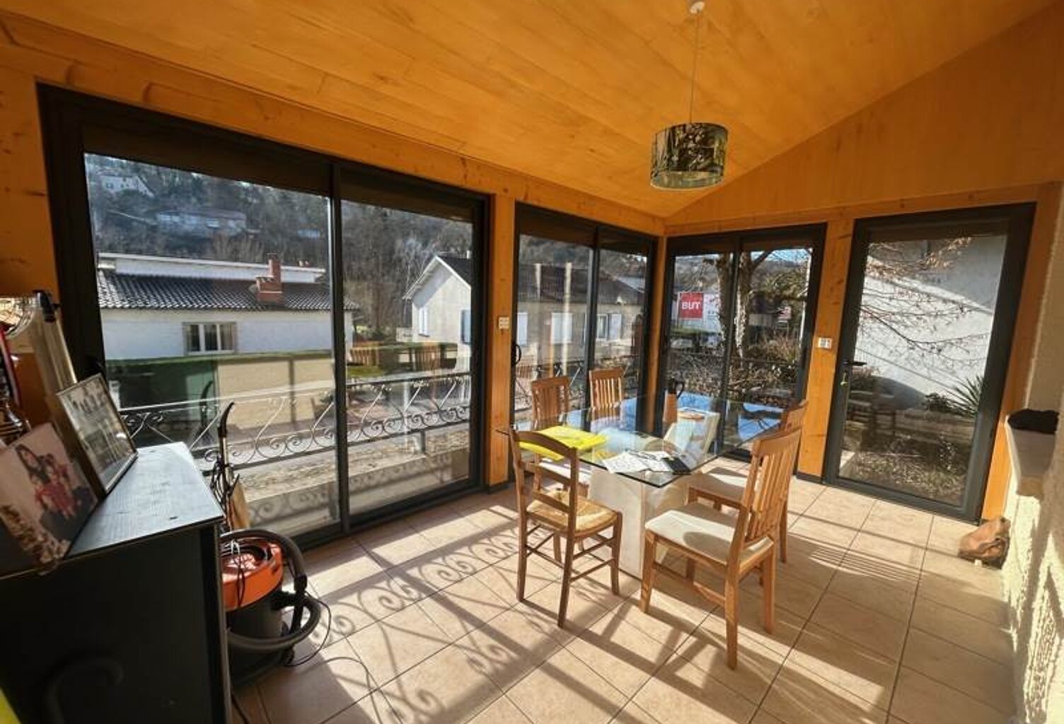 Maison de ville de 6 pièces principales — photo 1