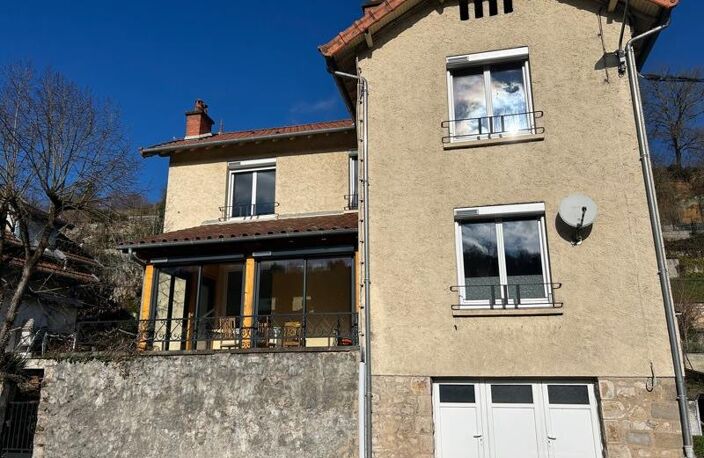 Maison de ville de 6 pièces principales — photo 2
