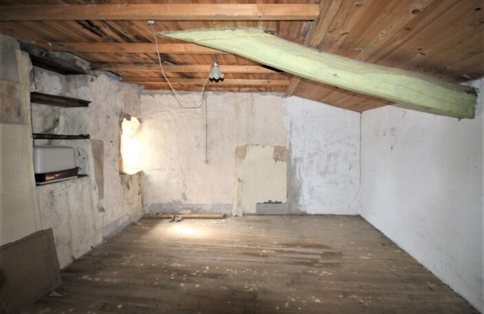 Maison en pierre de 8 pièces principales — photo 5