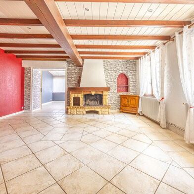 Maison 7 pièces 282365 €