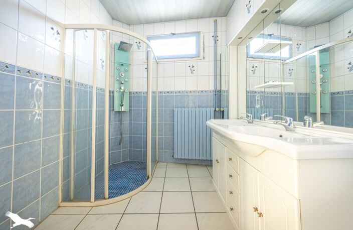 Maison en pierre de 7 pièces principales — photo 5