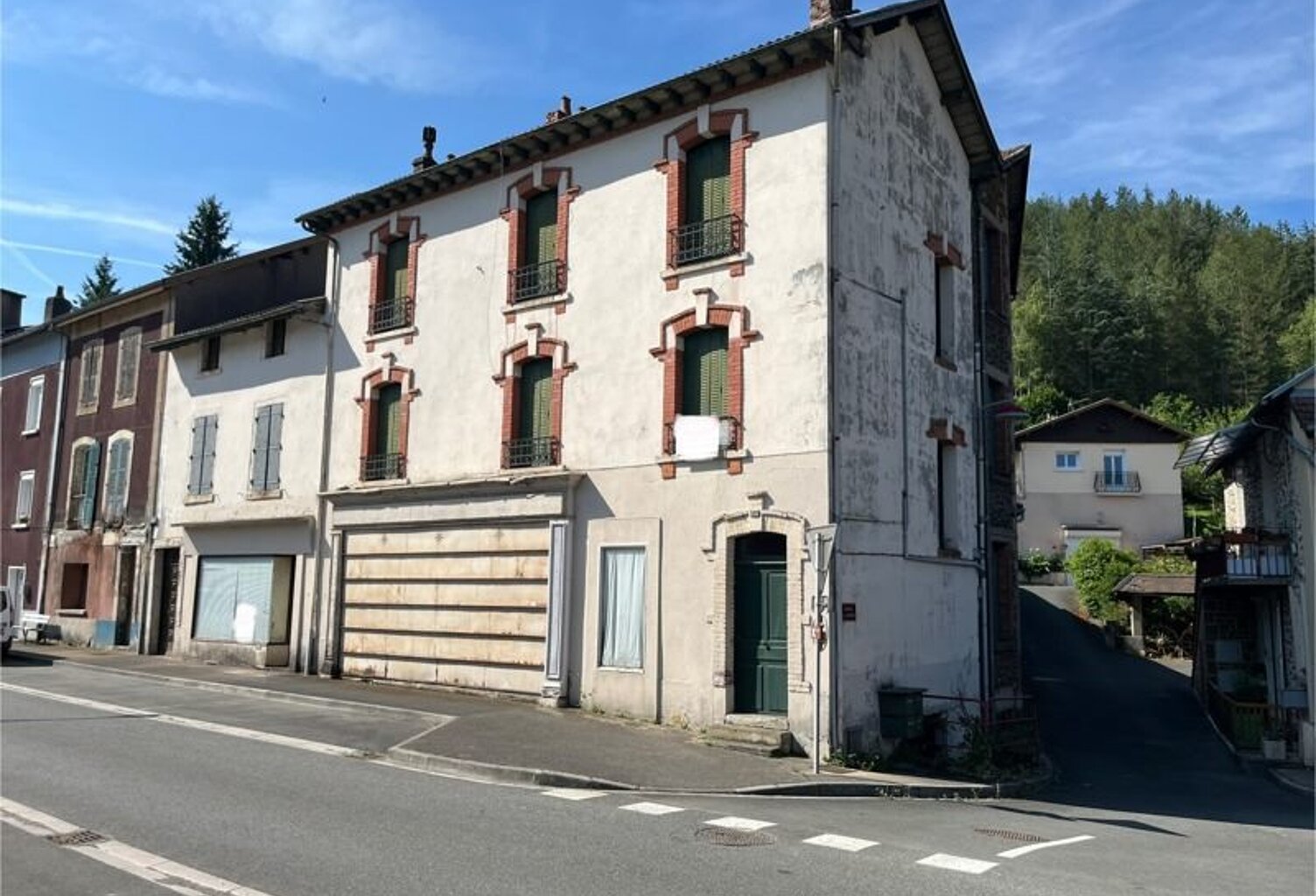 Vente immeuble   Viviez (12110) — photo 1