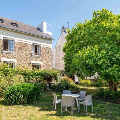 Maison 8 pièces 337920 €