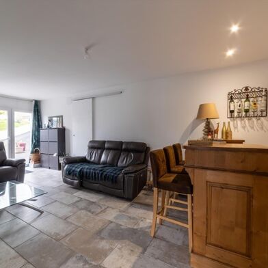 Appartement 4 pièces 348480 €