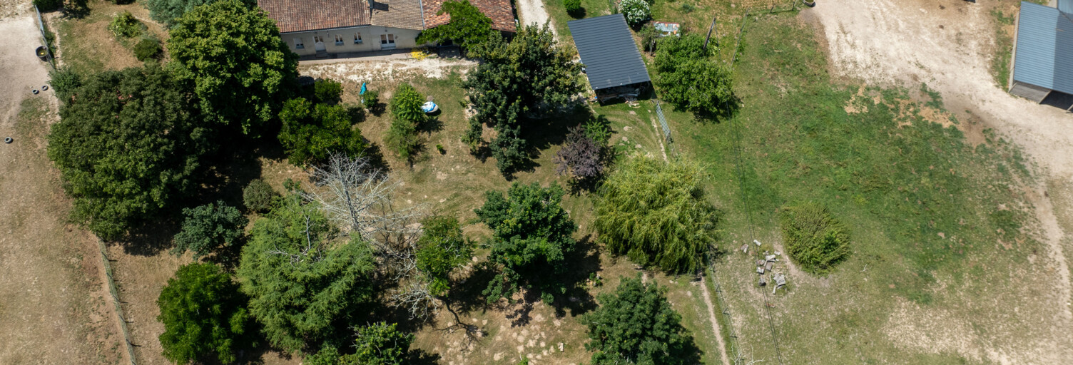 Maison 12 Pièces 250 m² à vendre à La Roche-Chalais (24490)