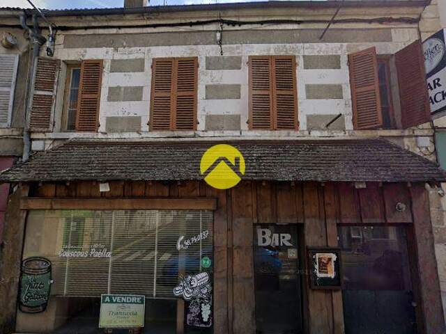 IMMEUBLE CENTRE VILLE — photo du bien