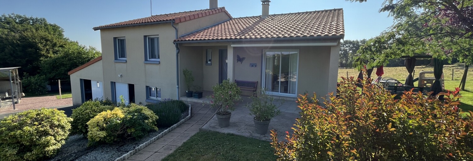 Maison 6 Pièces 118 m² à vendre à Sèvremont (85700)