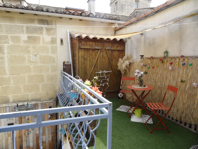 À VENDRE- JOLIE MAISON DE VILLAGE À MARSILLARGUES- 2 EXTERIEURS INTIMES ET SANS VIS À VIS — photo du bien