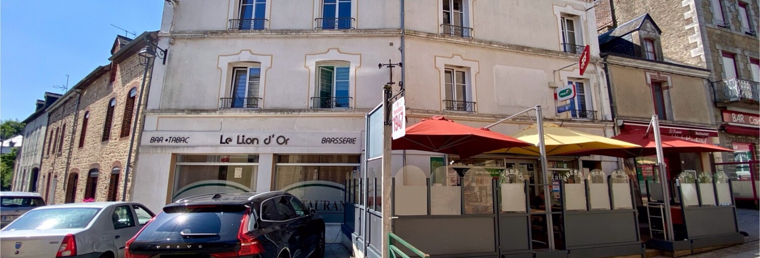 Immeuble  211 m² à vendre à Bais (53160)