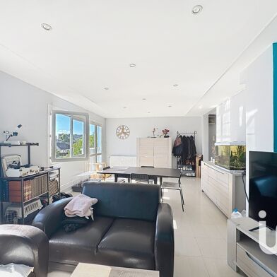 Appartement 5 pièces 98000 €