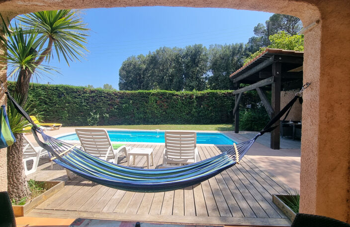 Villa provençale à Valescure, secteur les Golfs — photo 2