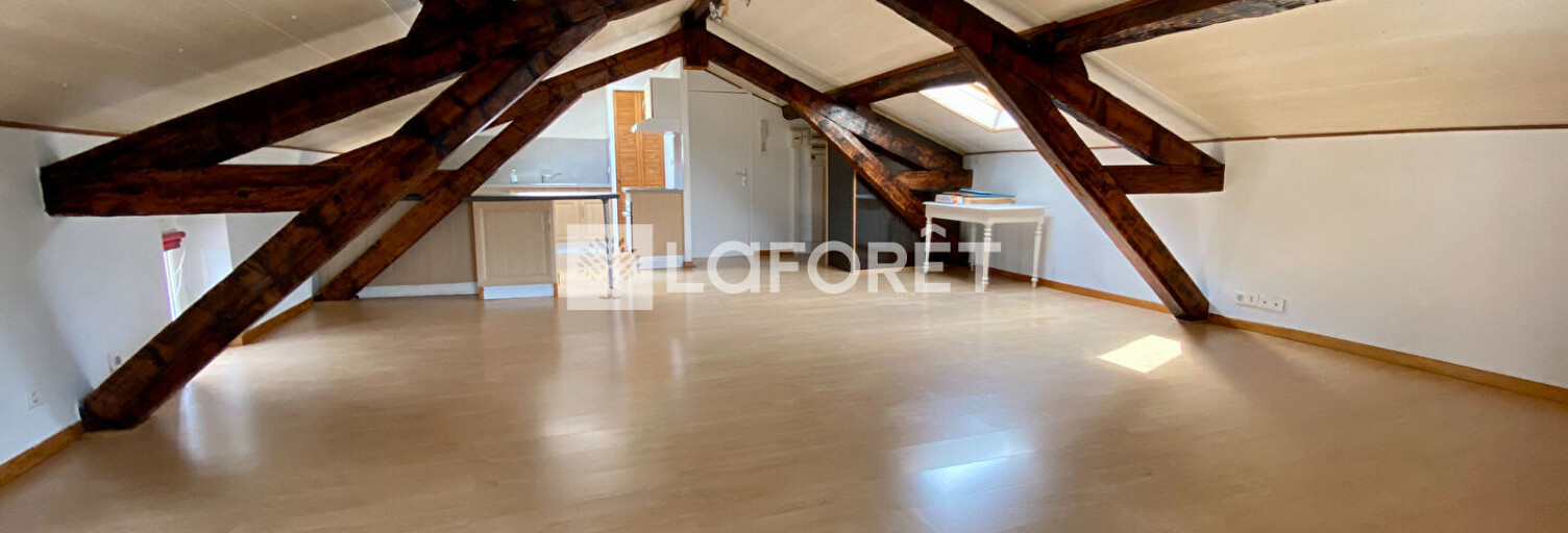 Appartement 1 Pièce 29 m² à louer à Saint-Juéry (81160)