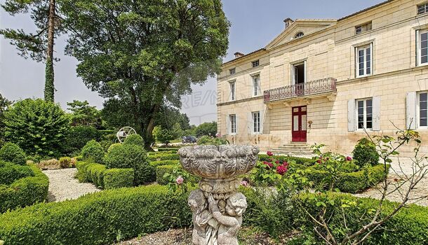 Villa / Maison 11 pièces  à vendre Lorignac 17240