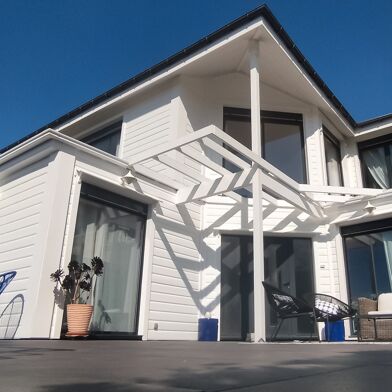 Maison 6 pièces 549000 €